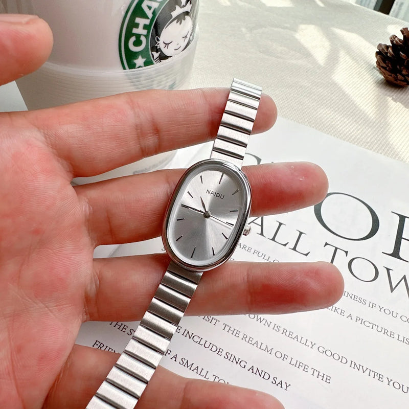New Women's Watch Simple Chain oval dial Compact Korean Version Versatile Clothing Female Fashion Quartz Wristwatches